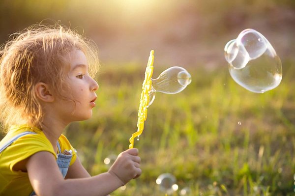 Quali sono i migliori consigli per indossare una jumpsuit in occasione di un battesimo?