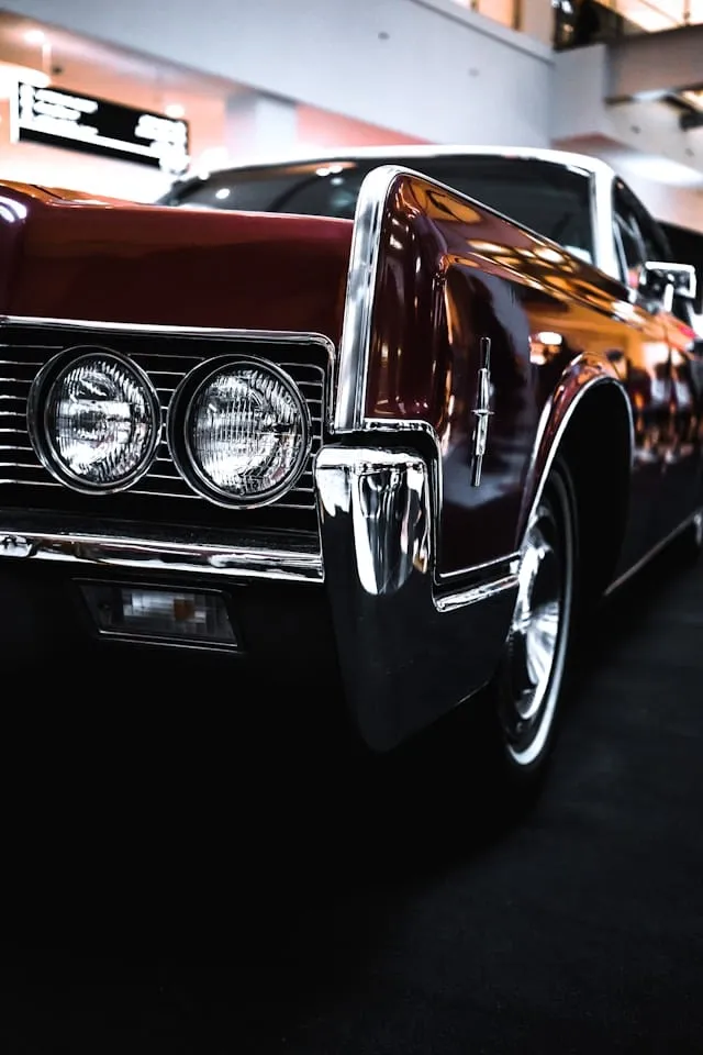 Qual è il modo migliore per rimuovere la ruggine dalle parti metalliche dell'auto?